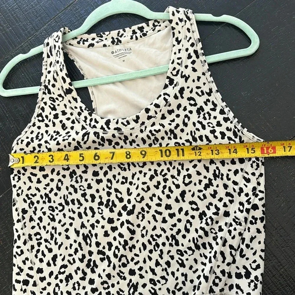 Athleta Shanti Crop Leopard Cheetah Animal Print Tank size M - Picture 9 of 11